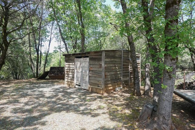16700 Sonshine Ln, Sutter Creek, CA 95685