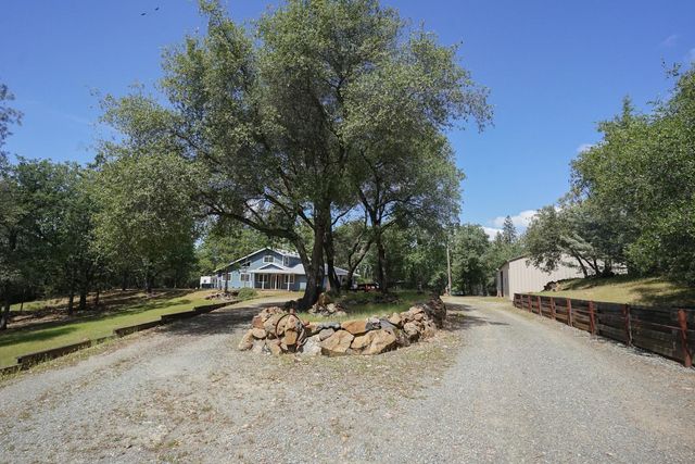 16700 Sonshine Ln, Sutter Creek, CA 95685