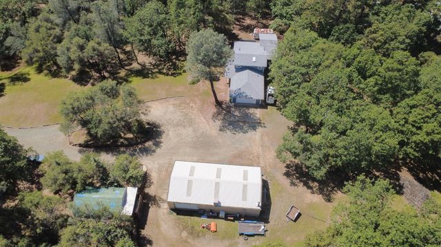 16700 Sonshine Ln, Sutter Creek, CA 95685
