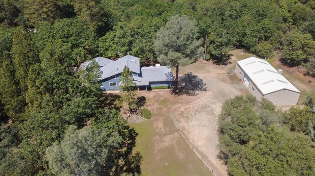 16700 Sonshine Ln, Sutter Creek, CA 95685