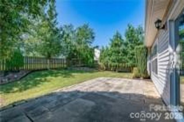 12819 Slade Castle Court, Charlotte, NC 28273