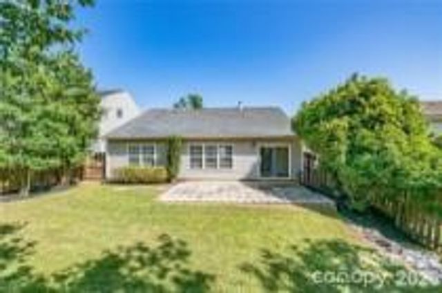 12819 Slade Castle Court, Charlotte, NC 28273