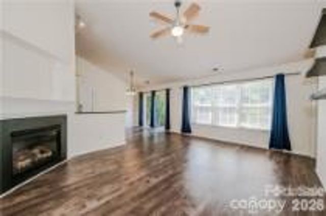 12819 Slade Castle Court, Charlotte, NC 28273