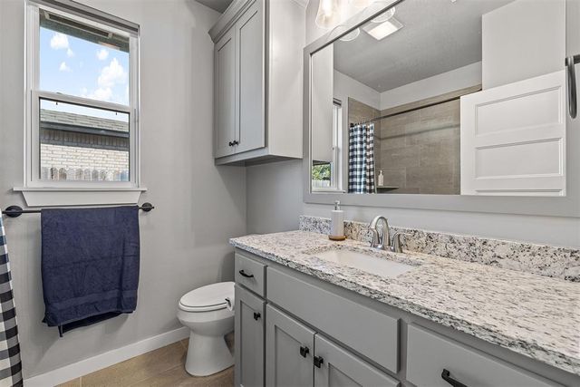 3909 Sorano Drive, Moore, OK 73160