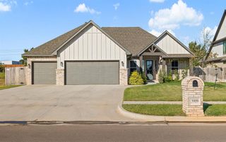 3909 Sorano Drive, Moore, OK 73160