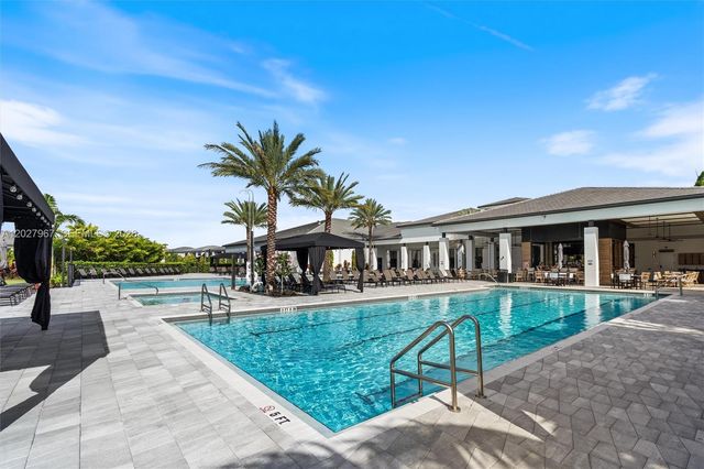 20108 Castle Stuart Avenue, Boca Raton, FL 33434