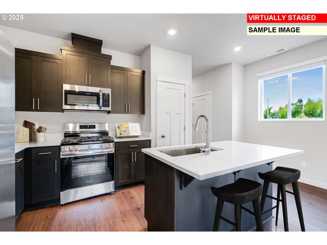 4027 Sw McKinley St, Gresham, OR 97080