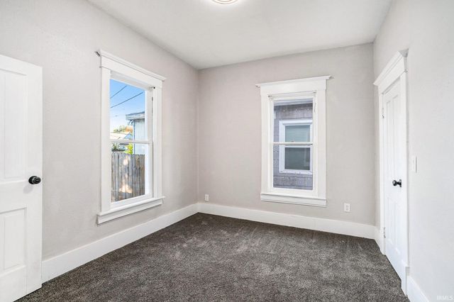 131 E 6th Street, Mishawaka, IN 46544