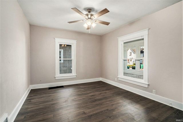 131 E 6th Street, Mishawaka, IN 46544