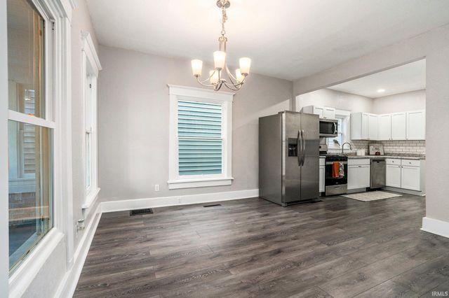 131 E 6th Street, Mishawaka, IN 46544