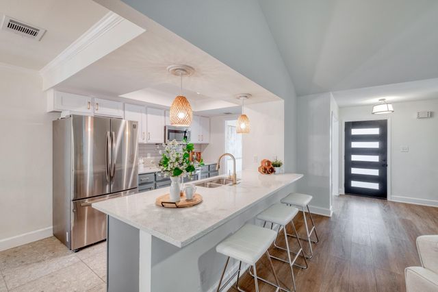 3213 Western DR, Austin, TX 78745