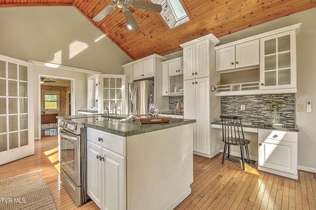 15497 Porterfield Highway, Abingdon, VA 24210