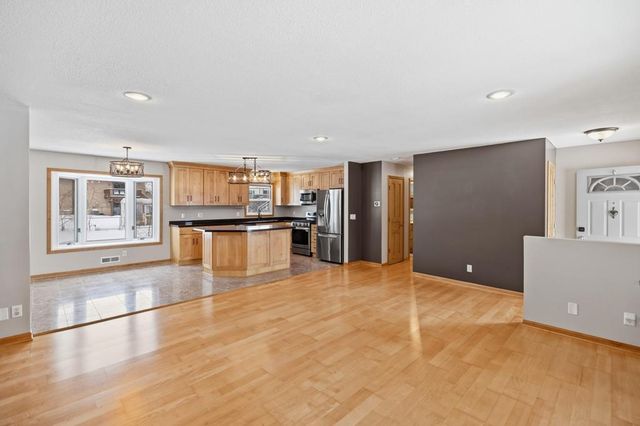 7537 Immanuel Avenue Court S, Cottage Grove, MN 55016