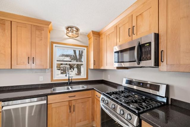 7537 Immanuel Avenue Court S, Cottage Grove, MN 55016