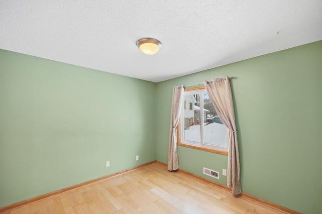 7537 Immanuel Avenue Court S, Cottage Grove, MN 55016