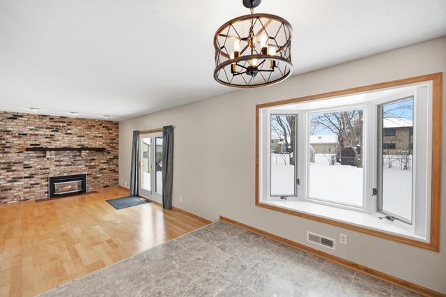 7537 Immanuel Avenue Court S, Cottage Grove, MN 55016