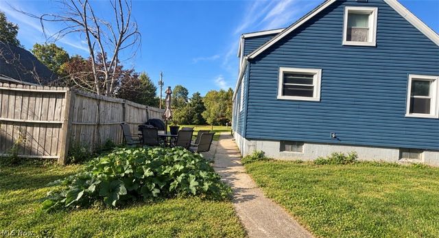 370 Eastwood Avenue, Tallmadge, OH 44278