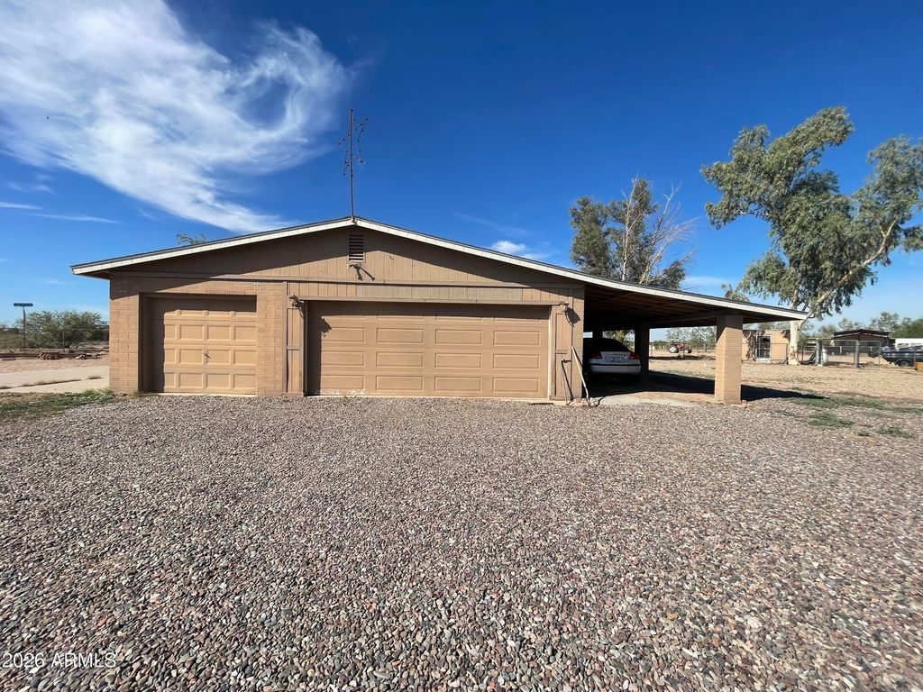 7794 W LAKE ERIE Drive, Casa Grande, AZ 85194 — photo 4