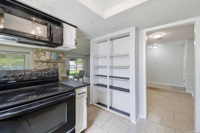 3317 MORNING DR, Schertz, TX 78108