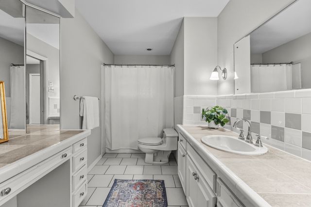 10505 Lakemere Drive, Dallas, TX 75238