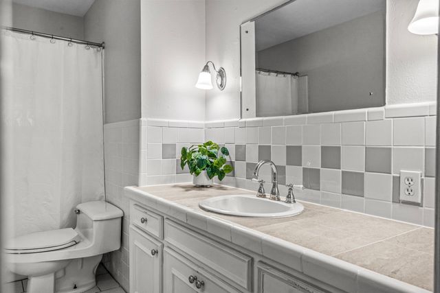 10505 Lakemere Drive, Dallas, TX 75238