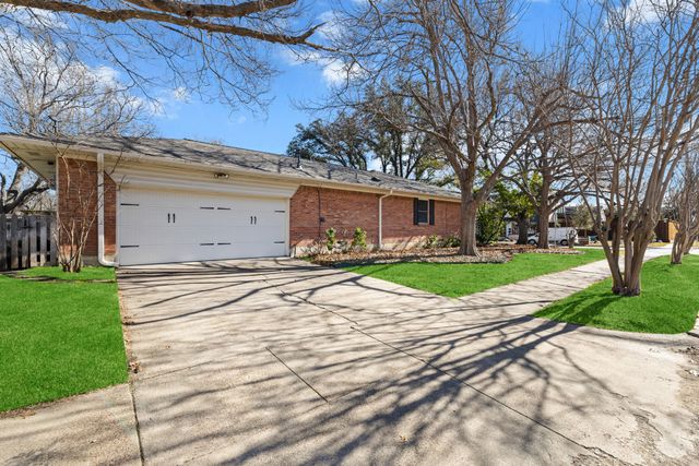 10505 Lakemere Drive, Dallas, TX 75238