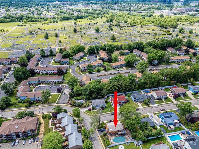 4 Wick Drive, Fords, NJ 08863