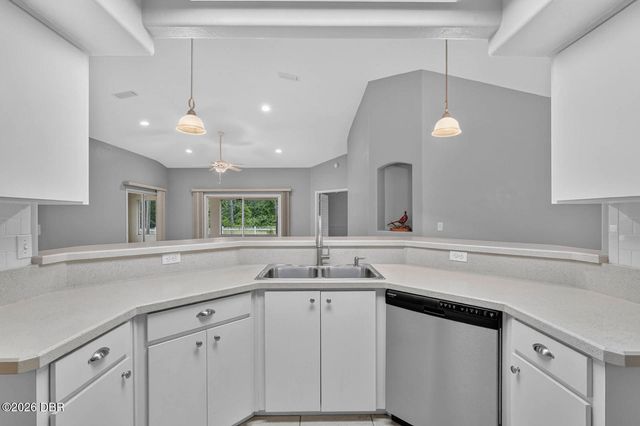 49 Spring Meadows Drive, Ormond Beach, FL 32174