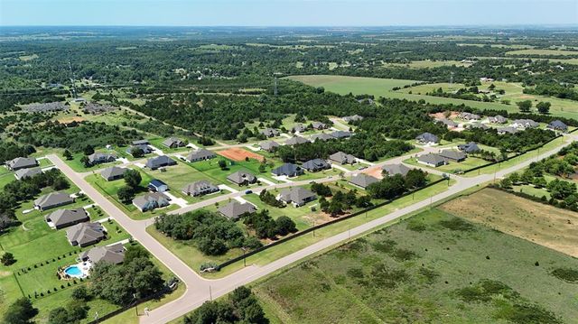 9125 SW 92nd Street, Mustang, OK 73064