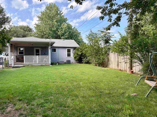 1217 W Stillwell, Wichita, KS 67213