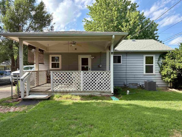 1217 W Stillwell, Wichita, KS 67213
