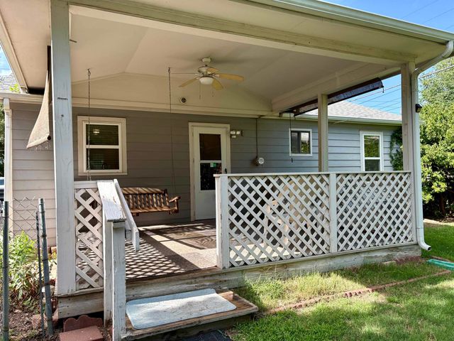 1217 W Stillwell, Wichita, KS 67213