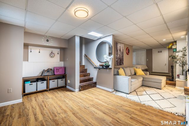 51 Evergreen Avenue, Hamden, CT 06518