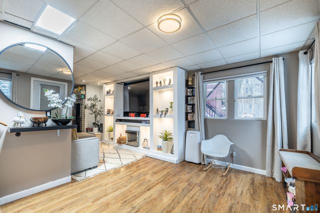 51 Evergreen Avenue, Hamden, CT 06518