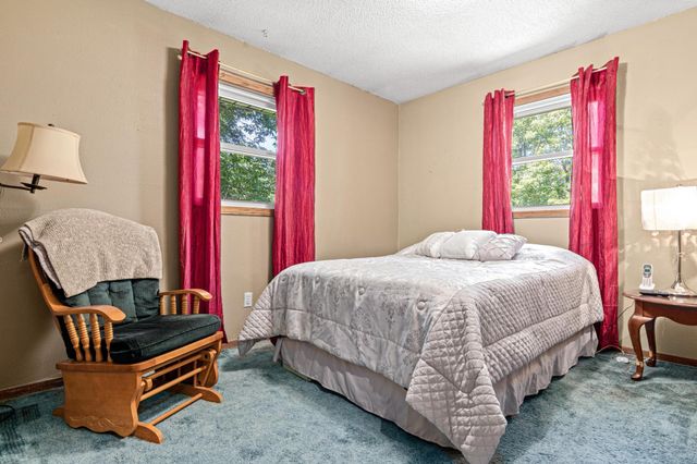 5781 Needham Avenue NE, Saint Michael, MN 55376