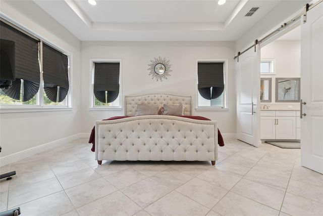 10387 MACDUFF DRIVE, Orlando, FL 32832