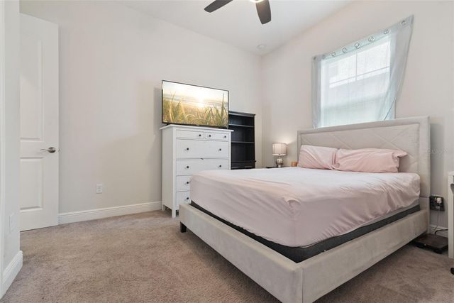 10387 MACDUFF DRIVE, Orlando, FL 32832