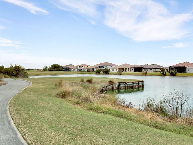 10387 MACDUFF DRIVE, Orlando, FL 32832