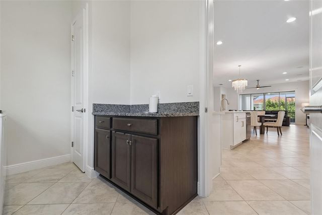 10387 MACDUFF DRIVE, Orlando, FL 32832