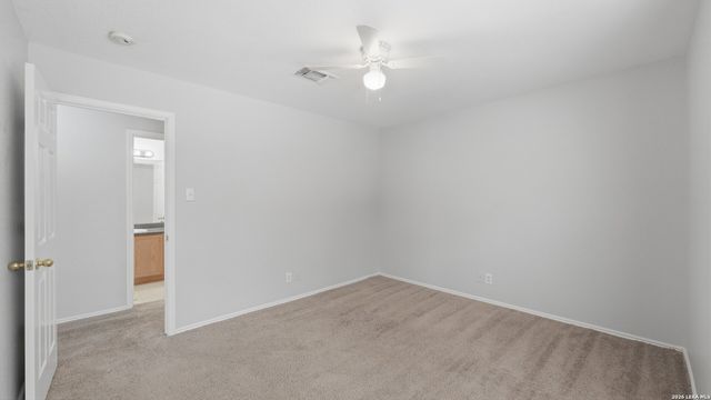 214 HALLIE CV, San Antonio, TX 78227