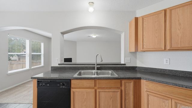 214 HALLIE CV, San Antonio, TX 78227