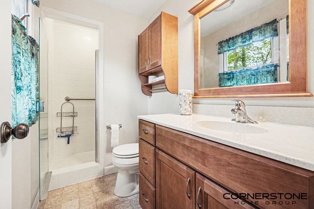 2070 Timberview Drive Ne, Plainfield Twp, MI 49525