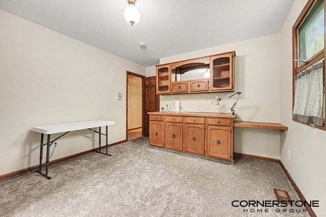 2070 Timberview Drive Ne, Plainfield Twp, MI 49525