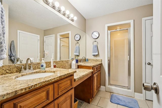 1902 INDIAN TRAILS COURT, Lakeland, FL 33813