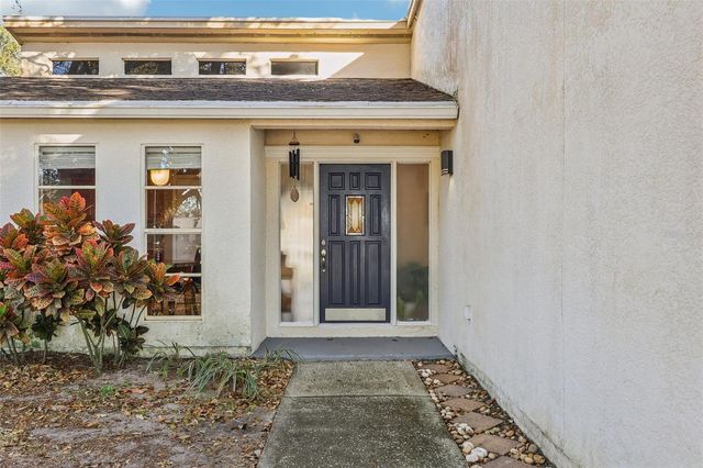 1902 INDIAN TRAILS COURT, Lakeland, FL 33813