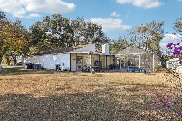 1902 INDIAN TRAILS COURT, Lakeland, FL 33813