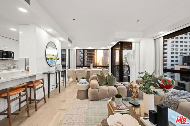 10750 Wilshire Boulevard 502, Los Angeles, CA 90024