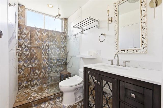138 Hiawatha, Palm Springs, CA 92264