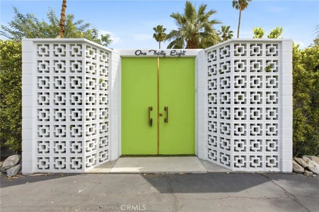 138 Hiawatha, Palm Springs, CA 92264