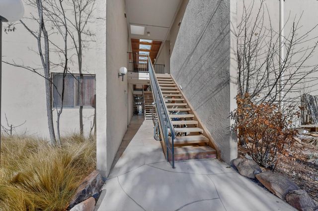 149 Calle Ojo Feliz X, Santa Fe, NM 87505